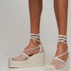 Bottega Veneta Cream Woven Espadrille Platform Lace-Up Wedges